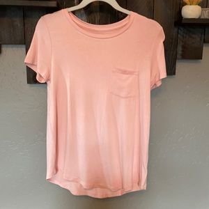Pale pink Aero t shirt